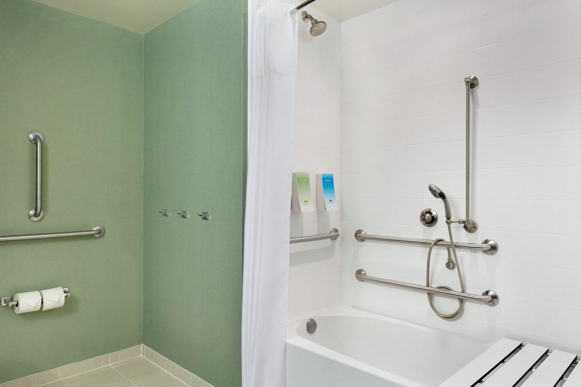 Home2 Suites By Hilton Greenville Downtown Ngoại thất bức ảnh